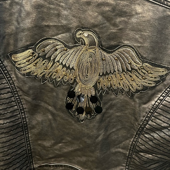 Sheryl Crow moto metallic look faux leather jacket with eagle sz L good conditio - Picture 3 of 13